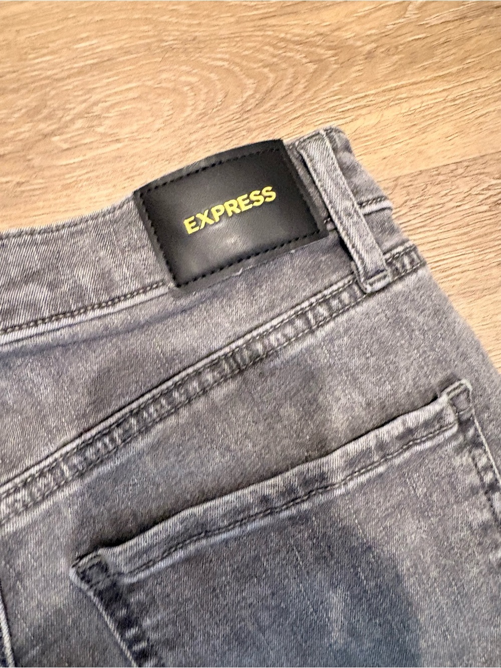 Express women’s high rise Skinny Gray Wash Jeans - Picture 6 of 7